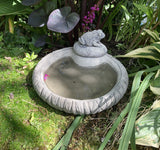 STONE GARDEN LOG STYLE BIRD BATH WITH TOAD BIRD FEEDER ORNAMENT