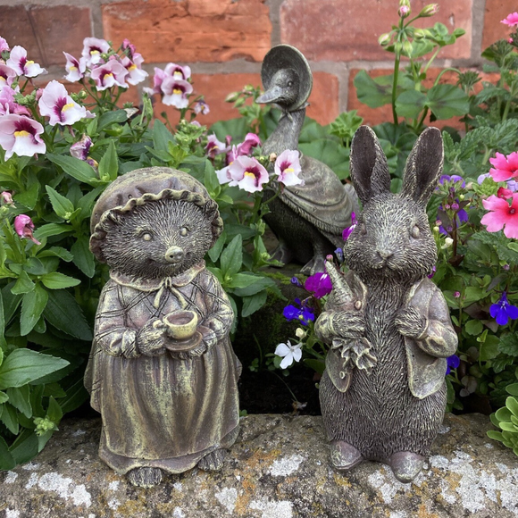 Resin Peter Rabbit RESIN SET SMALL BEATRIX POTTER TIGGY WINKLE, JEMIMA DUCK PETER RABBIT ...