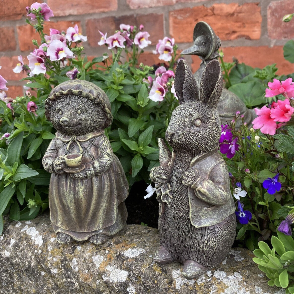 RESIN SET SMALL BEATRIX POTTER TIGGY WINKLE, JEMIMA DUCK PETER