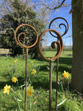 SET OF 3 TALL RUSTY 1.5 METRE METAL CIRCLE SWIRL TOP PLANT SUPPORTS STAKES GARDEN