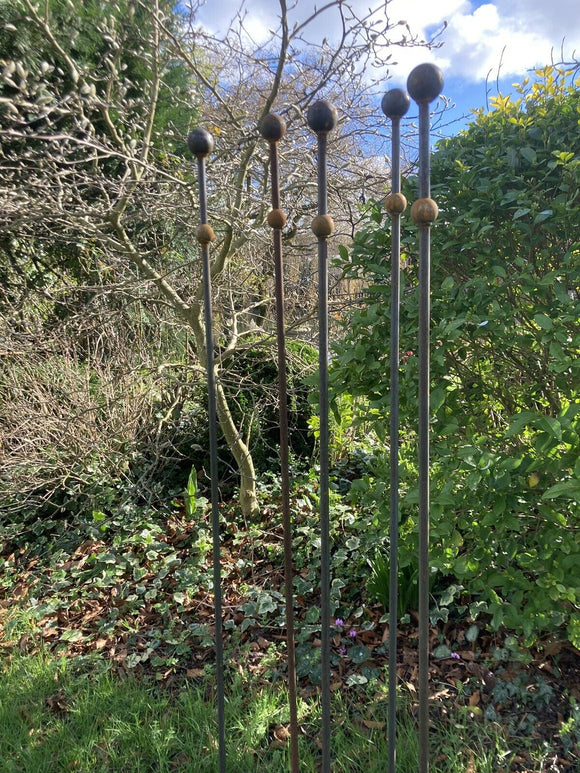 SET OF 5 x 1.5m TALL RUSTY METAL DOUBLE BALL GARDEN STAKES SUPPORTS - HEAVY DUTY