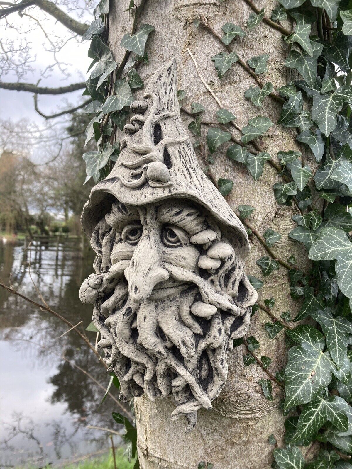 STONE GARDEN WOODLAND WIZARD BEARDED GREEN TREE MAN FACE WALL PLAQUE ...