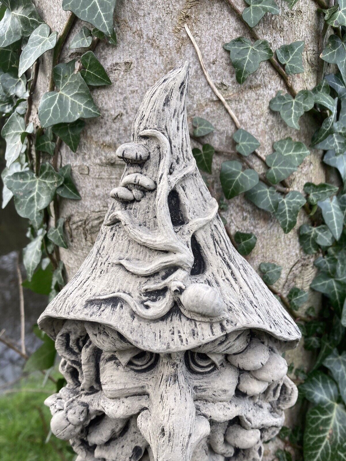 STONE GARDEN WOODLAND WIZARD BEARDED GREEN TREE MAN FACE WALL PLAQUE ...